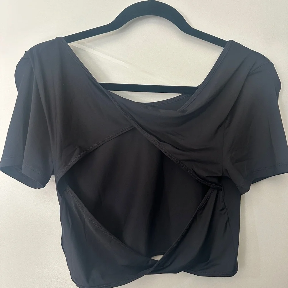 Nike Women's Black Cropped Scoop-Neck Tee Tie Back - Picture 6 of 7